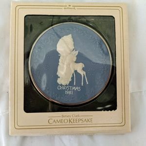 Hallmark Betsey Clark Cameo Keepsake Ornament